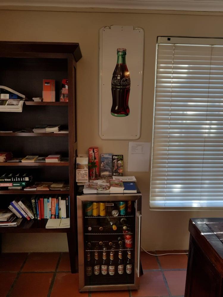 夏布利酒店 弗朗斯胡克 外观 照片
